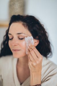 Masaż gua sha